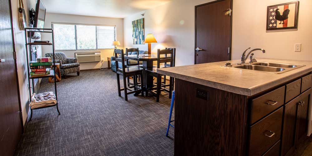 One Bedroom Suite at Open Hearth Lodge Door County