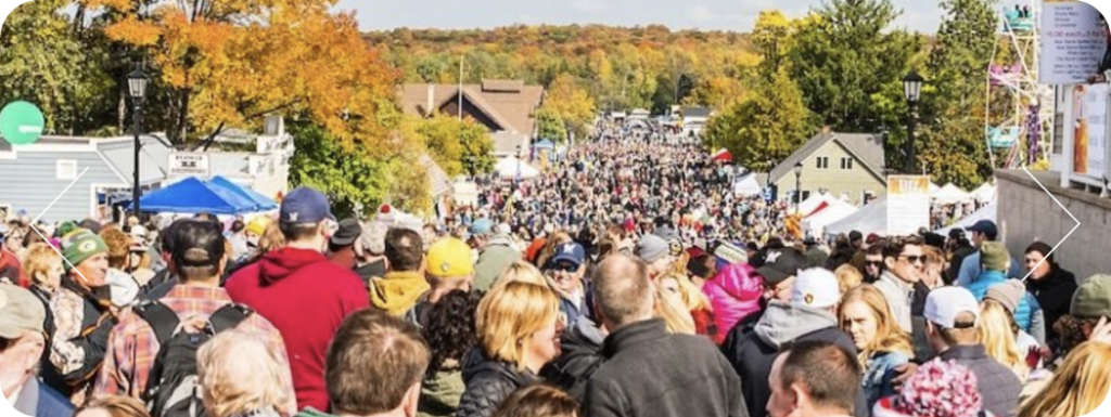 Crowds filling the street during Sister Bay’s Fall Fest